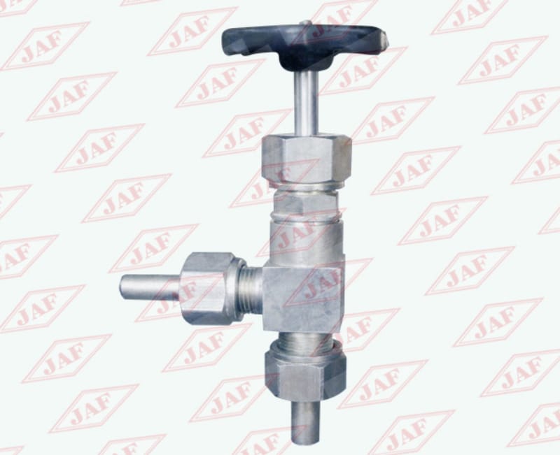 螺紋連接直角截止閥J24F（B）-40（25）、螺紋連接直角節(jié)流閥L24F（B）-40（25）